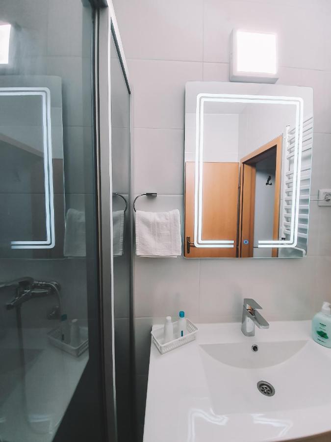 קרגיובאק Duga Apartmani מראה חיצוני תמונה