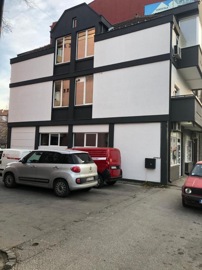 קרגיובאק Duga Apartmani מראה חיצוני תמונה